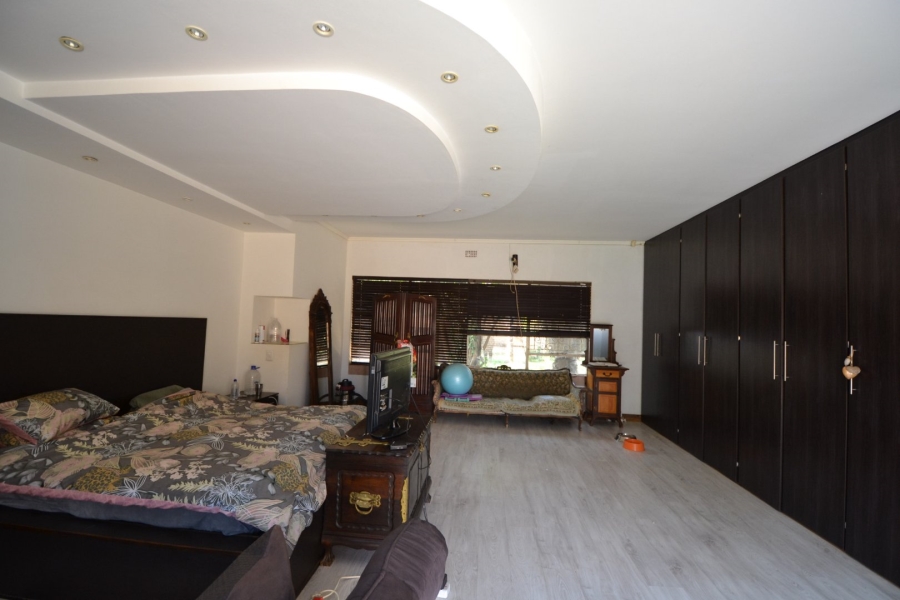 4 Bedroom Property for Sale in Hennenman Free State